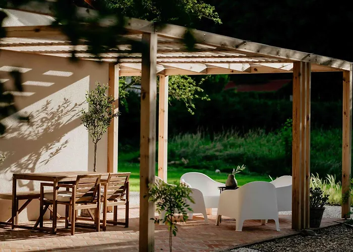 Balia I Las Domek Nad Jeziorem Morelife House
